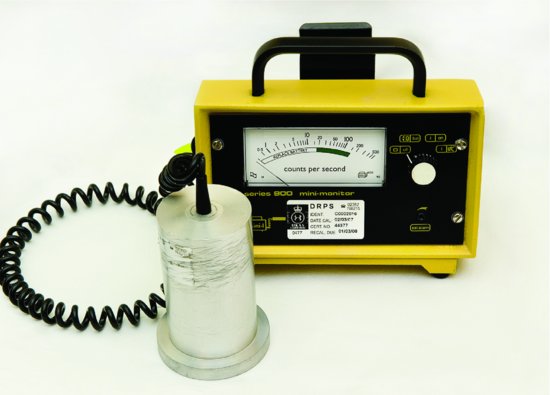 Hand‐held contamination monitor. Source: Dougherty and Lister ().